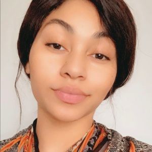 Meet your Posher, Lilia